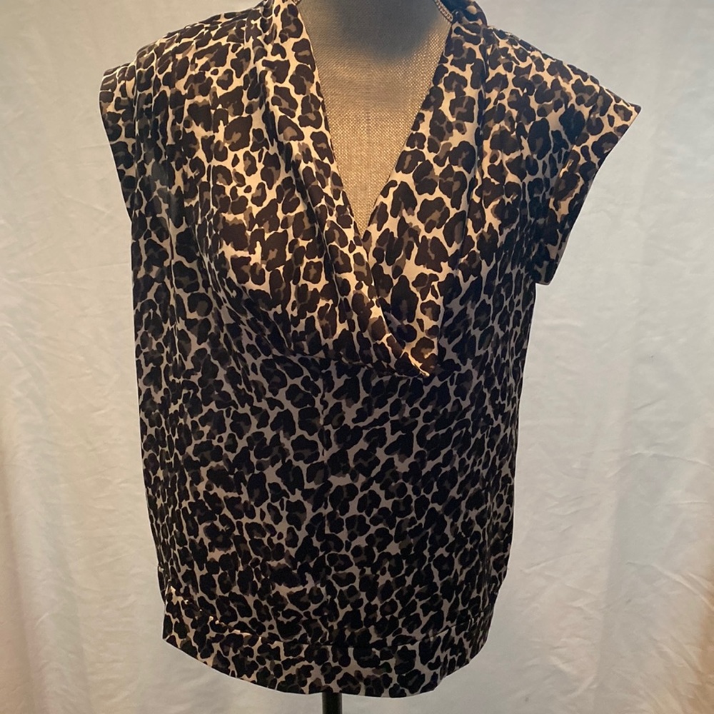 Calvin Klein cowl neck, leopard print in Black white and gray. Size small